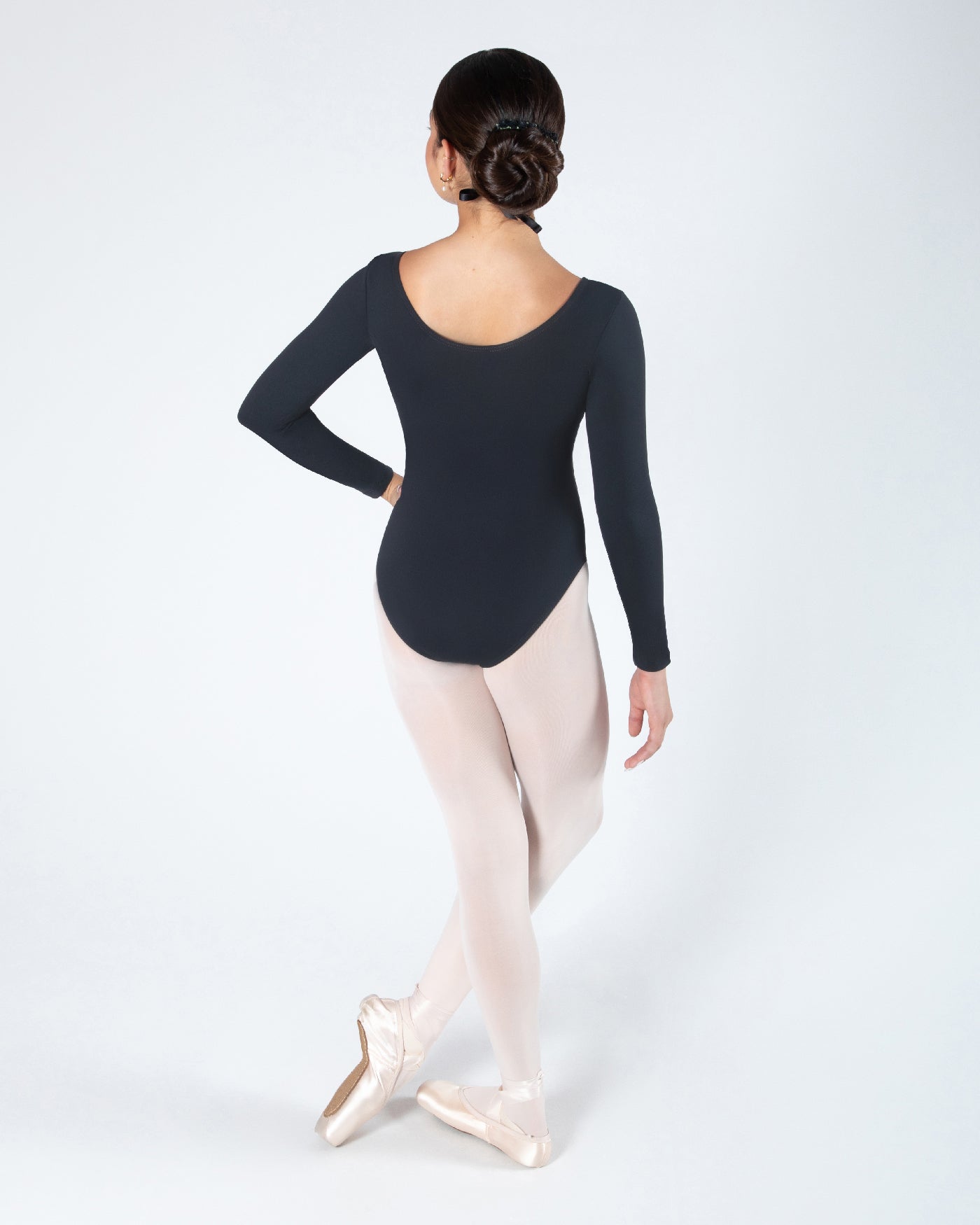 Elizabeth Leotard