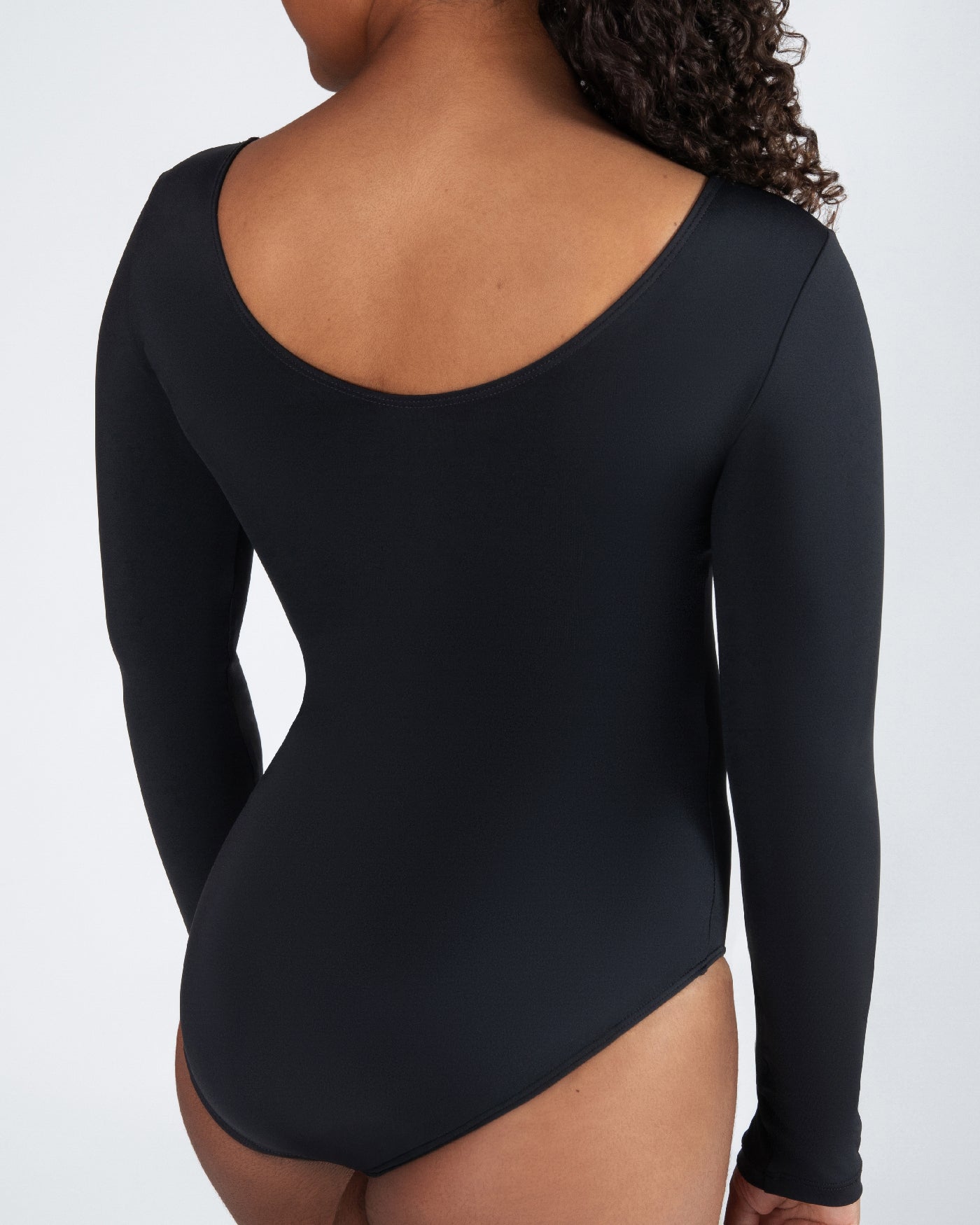 Elizabeth Leotard