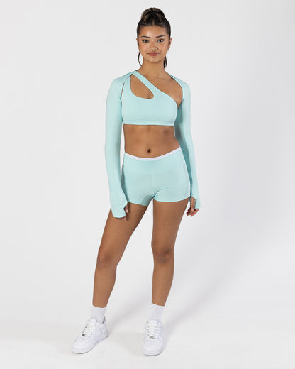 Zara Shrug